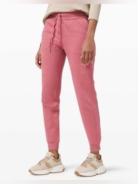 Lululemon Scuba High-Rise French Terry Jogger Pink Blossom